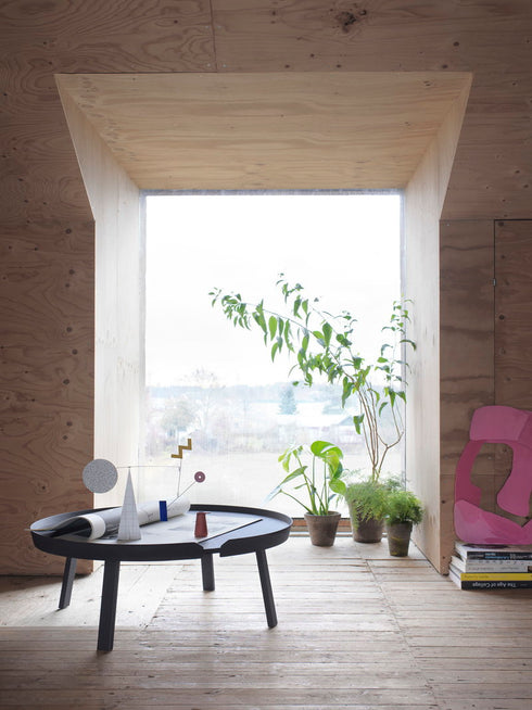 Around Coffee Table / XL
